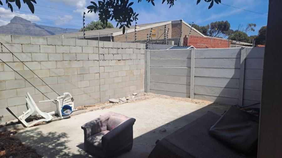 1 Bedroom Property for Sale in Brooklyn Western Cape